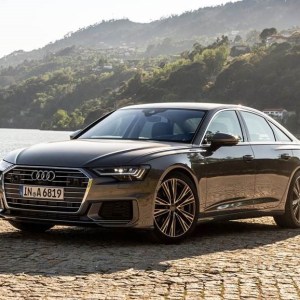 Luxury self drive cars in srinagar